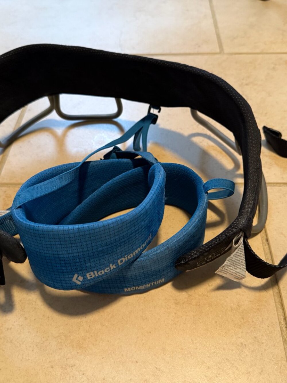Black Diamond Momentum Rock Climbing Harness, Small, Blue & Black
